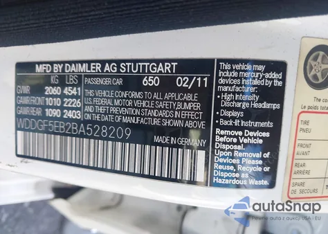 2011 Mercedes-Benz C 300 Sport z USA, uszkodzony, nr VIN WDDGF5EB2BA528209